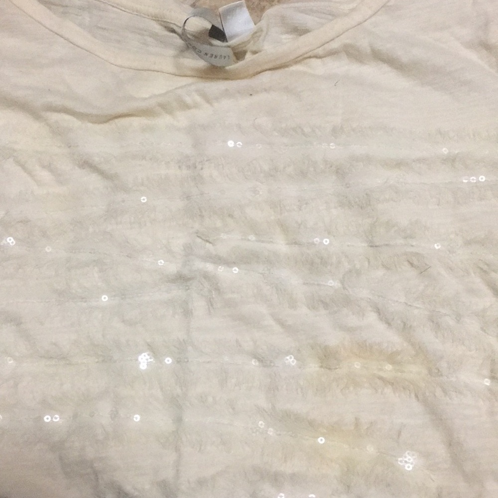 Shirt .